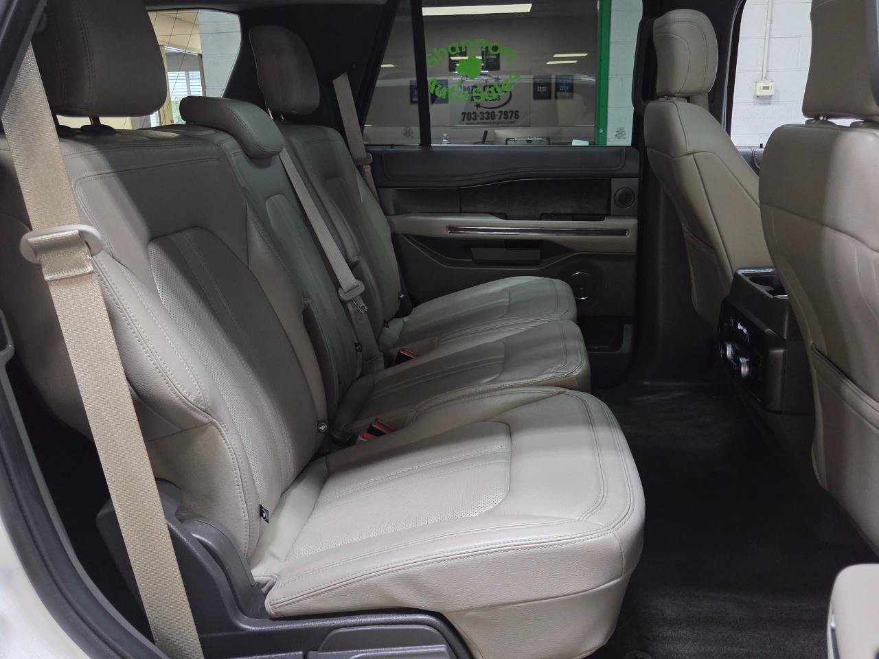 Used 2018 Ford Expedition Limited w/ Equipment Group 301A AWD/4WD image 20