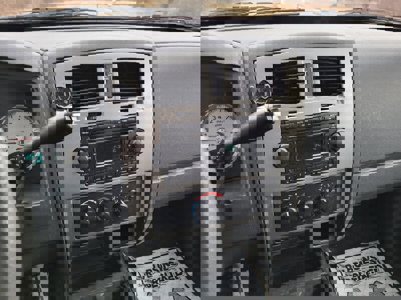 Used 2007 Dodge Dakota SLT w/ Trailer Tow Group image 17