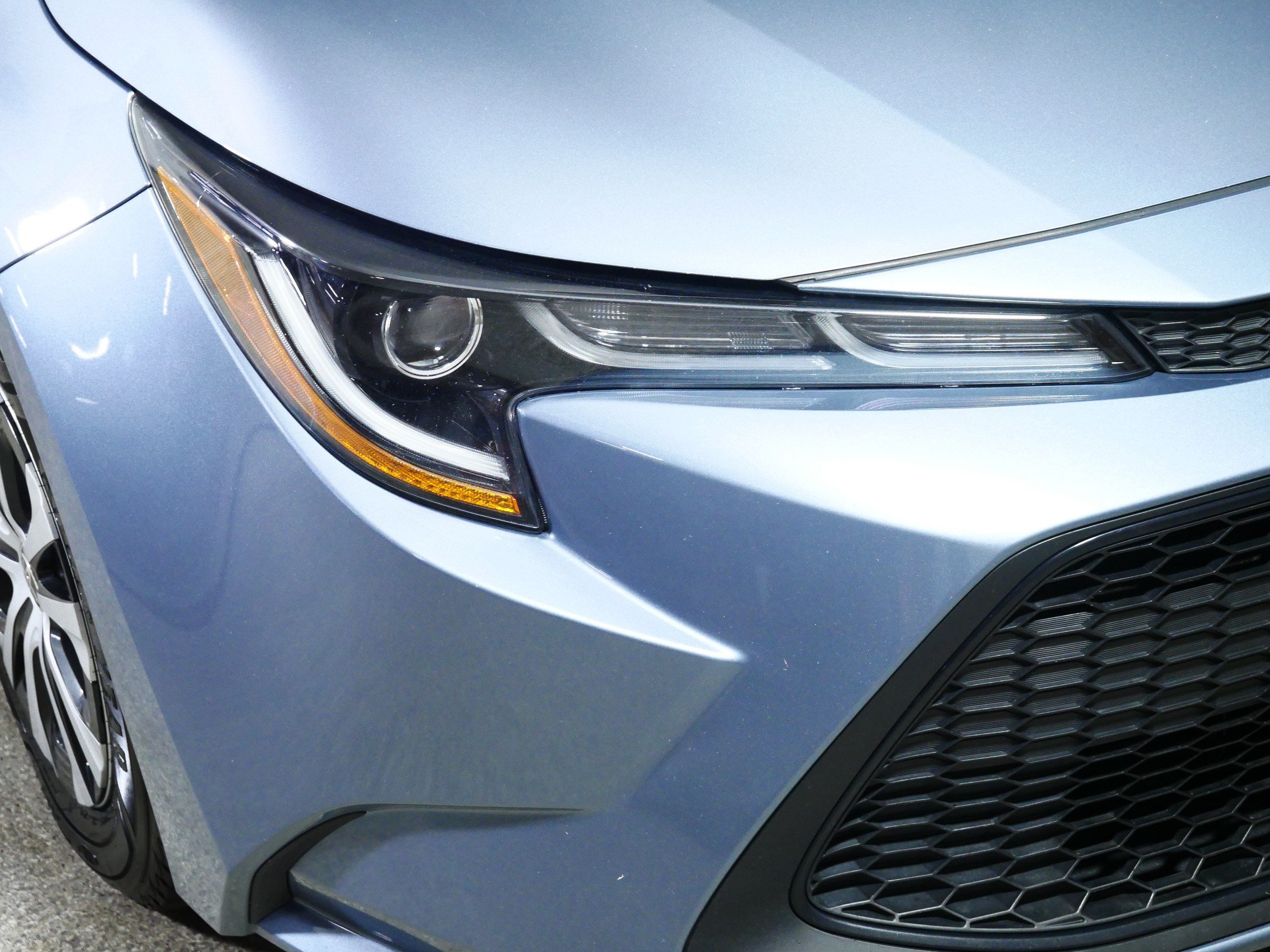 Used 2021 Toyota Corolla LE FWD image 16