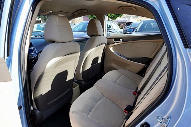 Used 2014 Hyundai Accent GLS FWD image 16