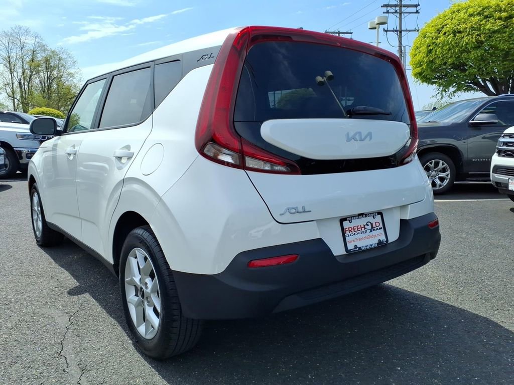 Used 2022 Kia Soul LX w/ Technology Package FWD image 21