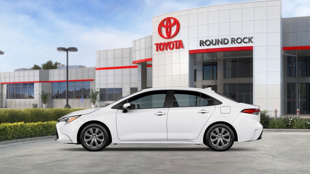 New 2026 Toyota Corolla LE FWD image 4