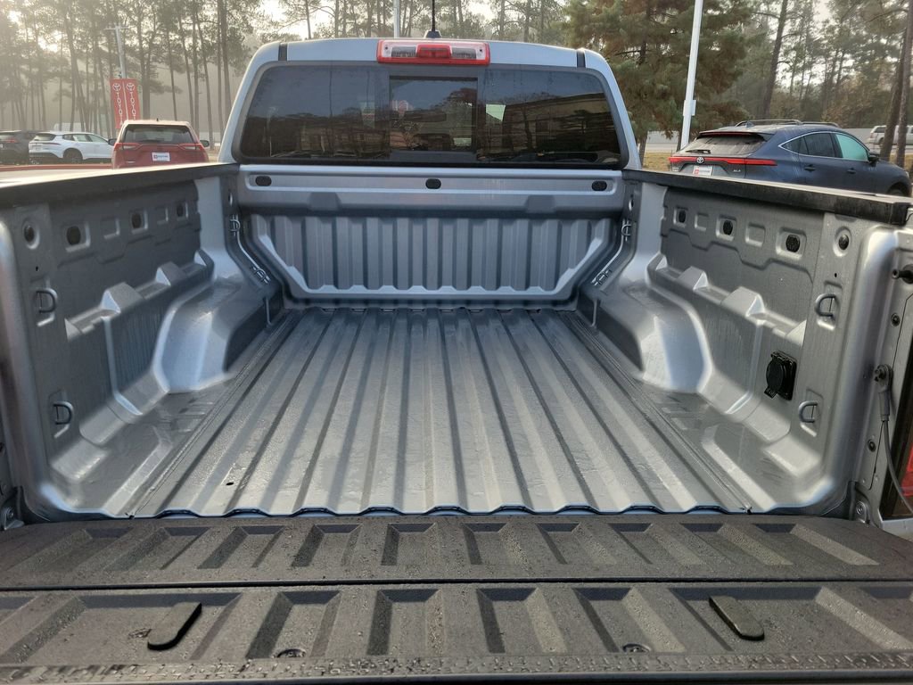 Used 2024 GMC Canyon AT4 w/ AT4 Premium Package image 28