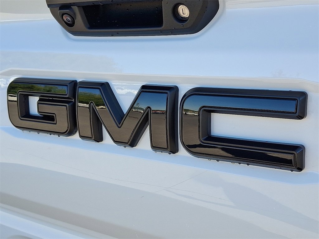 Used 2024 GMC Canyon AT4X w/ AT4X AEV Edition image 37