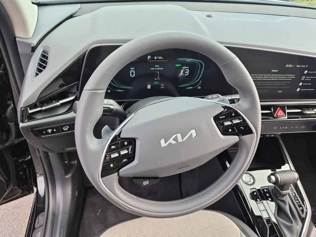 New 2026 Kia Niro FWD image 11