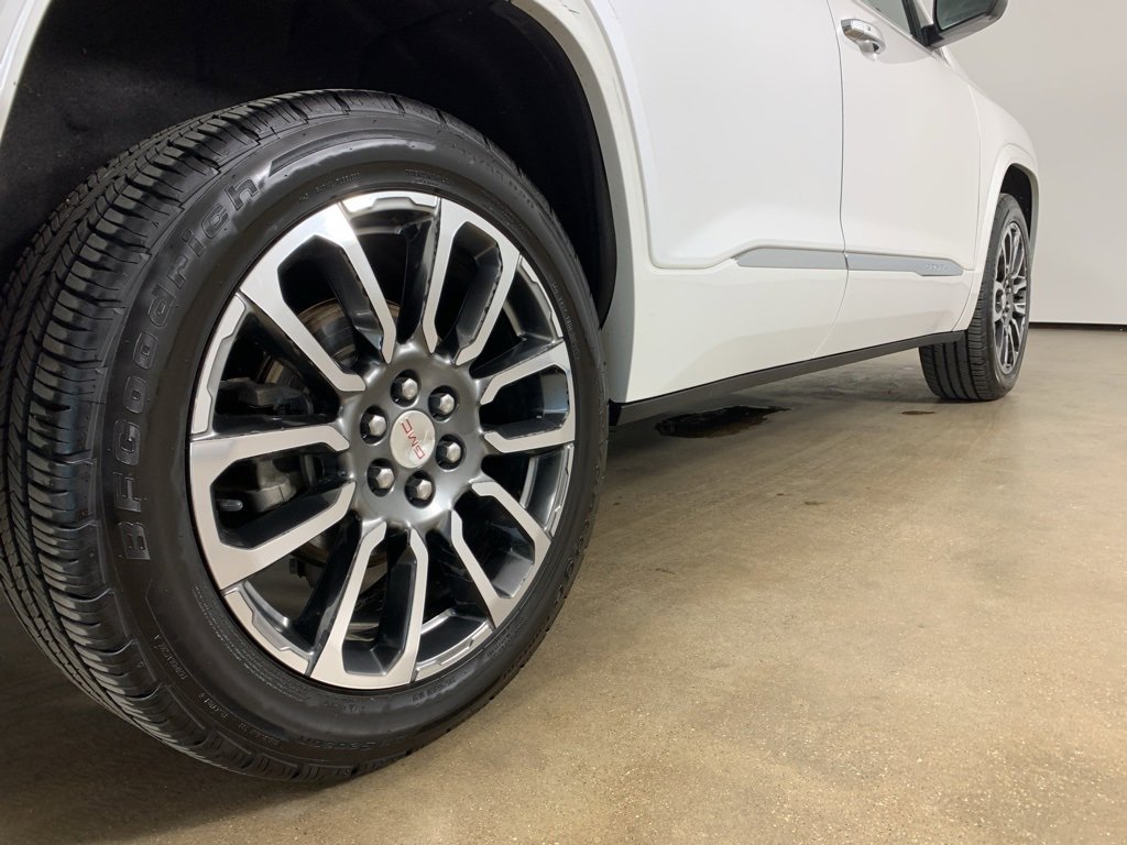 Used 2020 GMC Acadia Denali w/ Denali Ultimate Package image 9