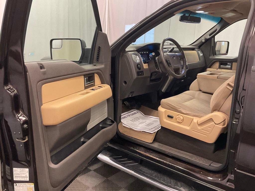 Used 2014 Ford F150 XLT w/ Equipment Group 302A Luxury AWD/4WD image 18