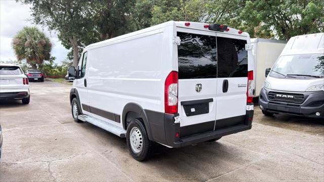 Used 2025 RAM ProMaster 2500 w/ U-Haul Equipment Group FWD image 6