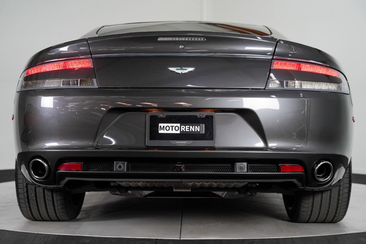 Used 2011 Aston Martin Rapide Luxe RWD image 21