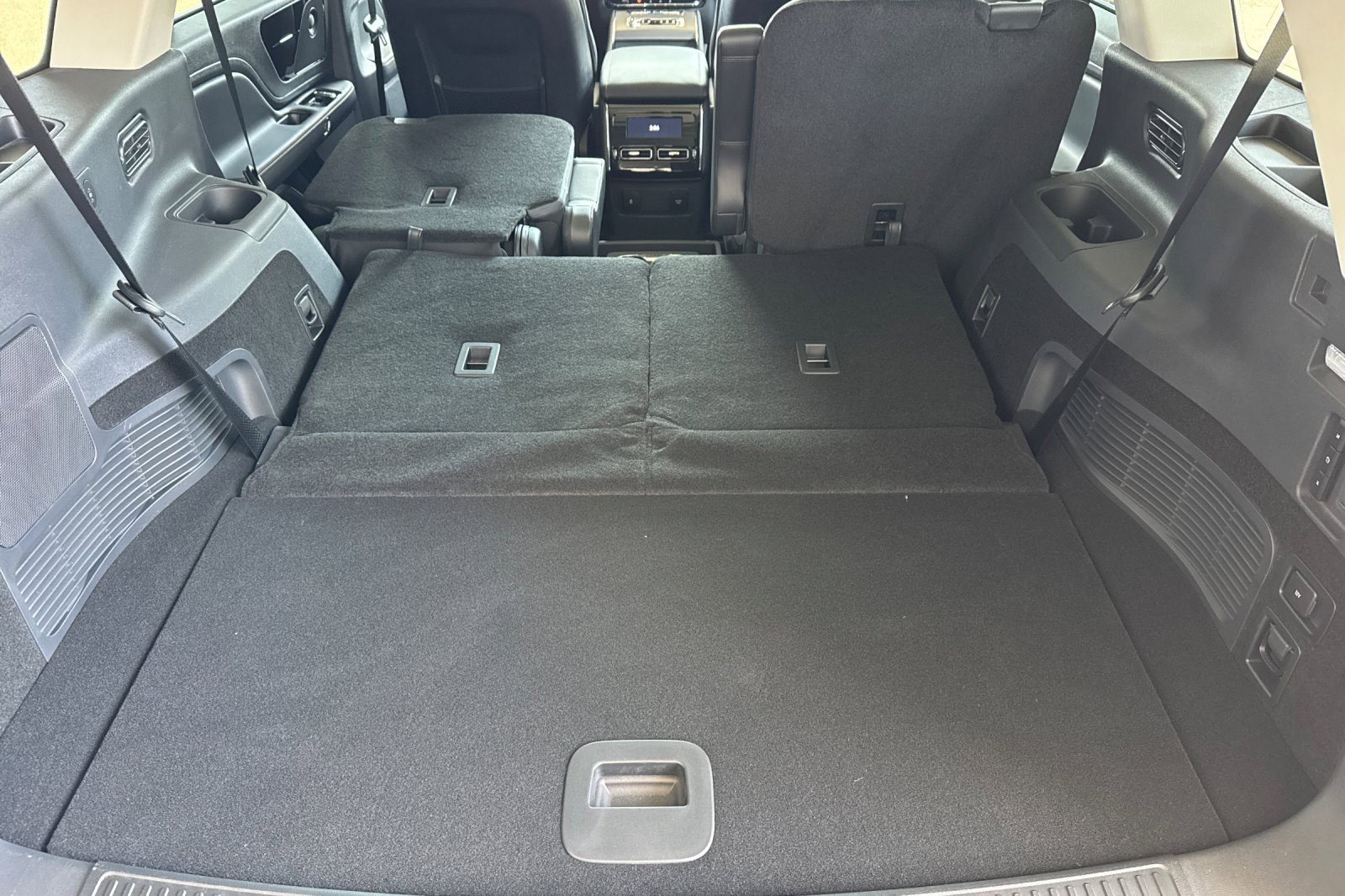 New 2025 Lincoln Aviator 2WD w/ Equipment Group 101A image 15