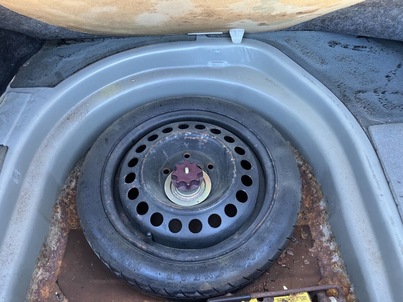 Used 2000 Toyota Solara SE image 28