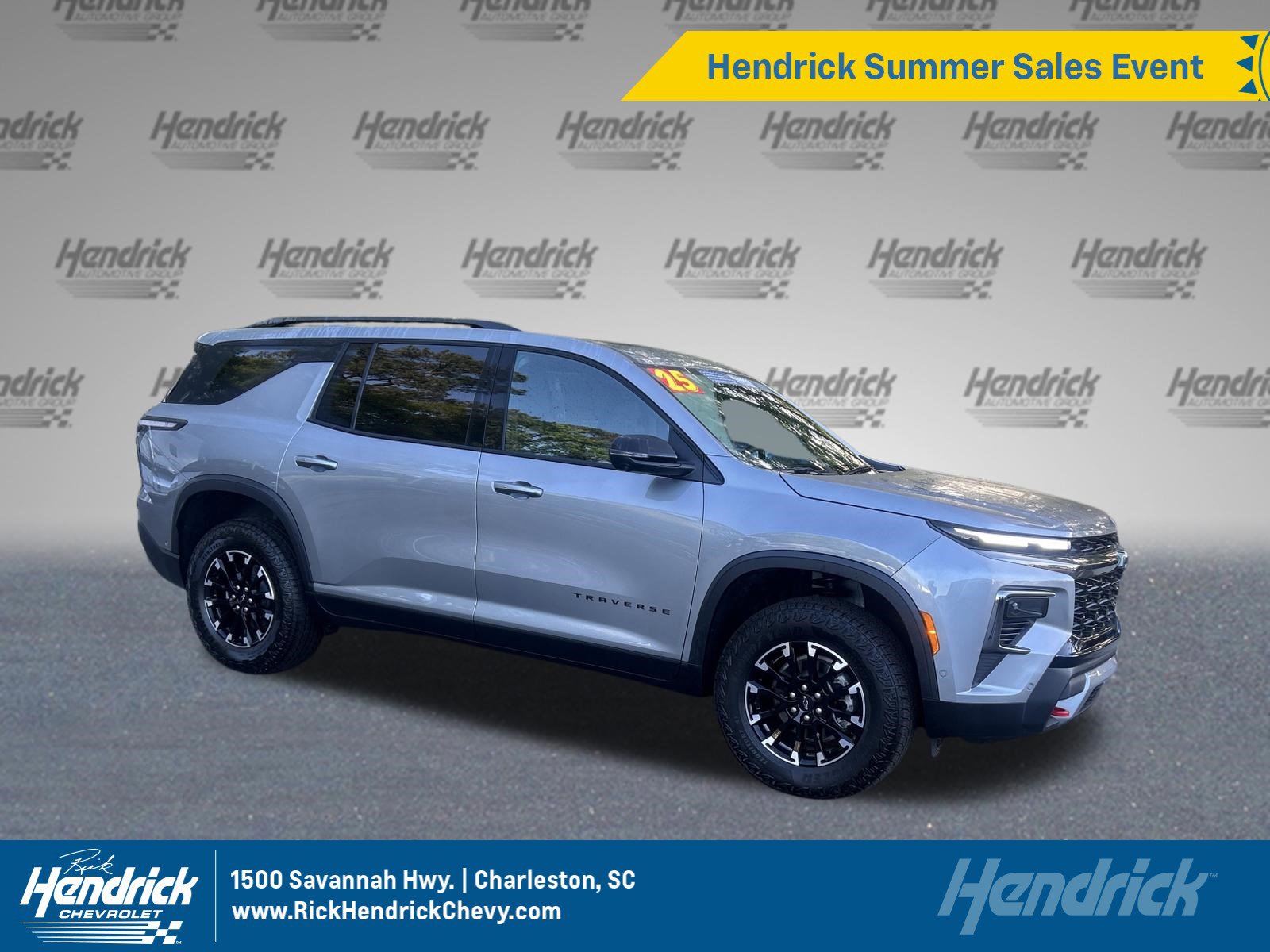 Used 2025 Chevrolet Traverse Z71 w/ Enhanced Driving Package