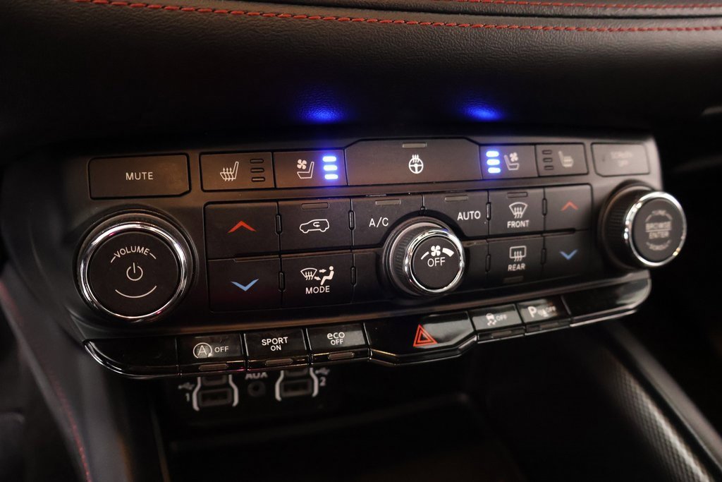 Used 2024 Dodge Durango GT image 8