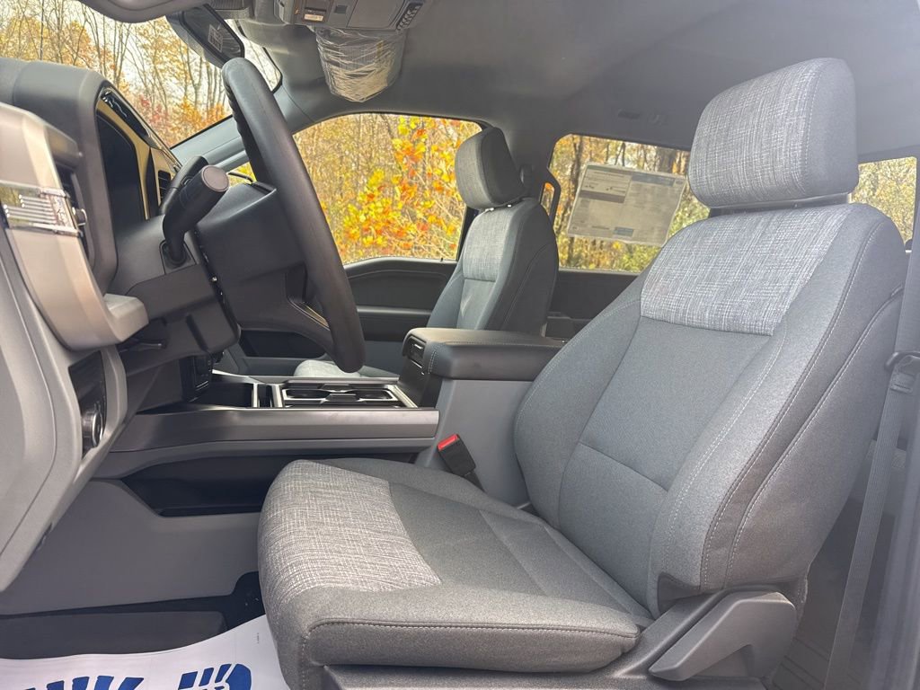 New 2026 Ford F250 XLT w/ XLT Premium Package image 18