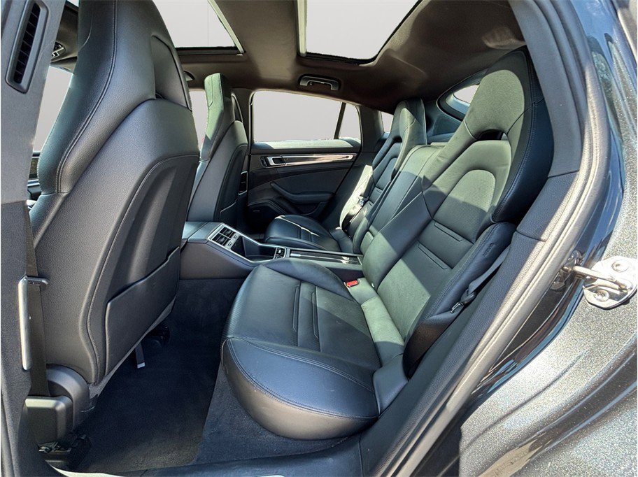 Used 2017 Porsche Panamera 4S image 39