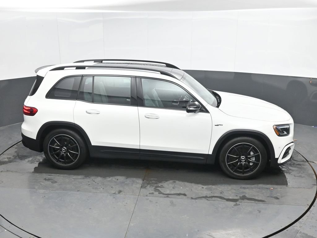 Used 2025 Mercedes-Benz GLB 35 AMG 4MATIC image 35