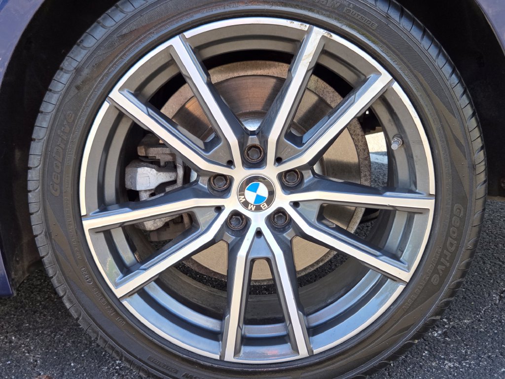Used 2020 BMW 330i xDrive Sedan w/ Convenience Package AWD/4WD image 47
