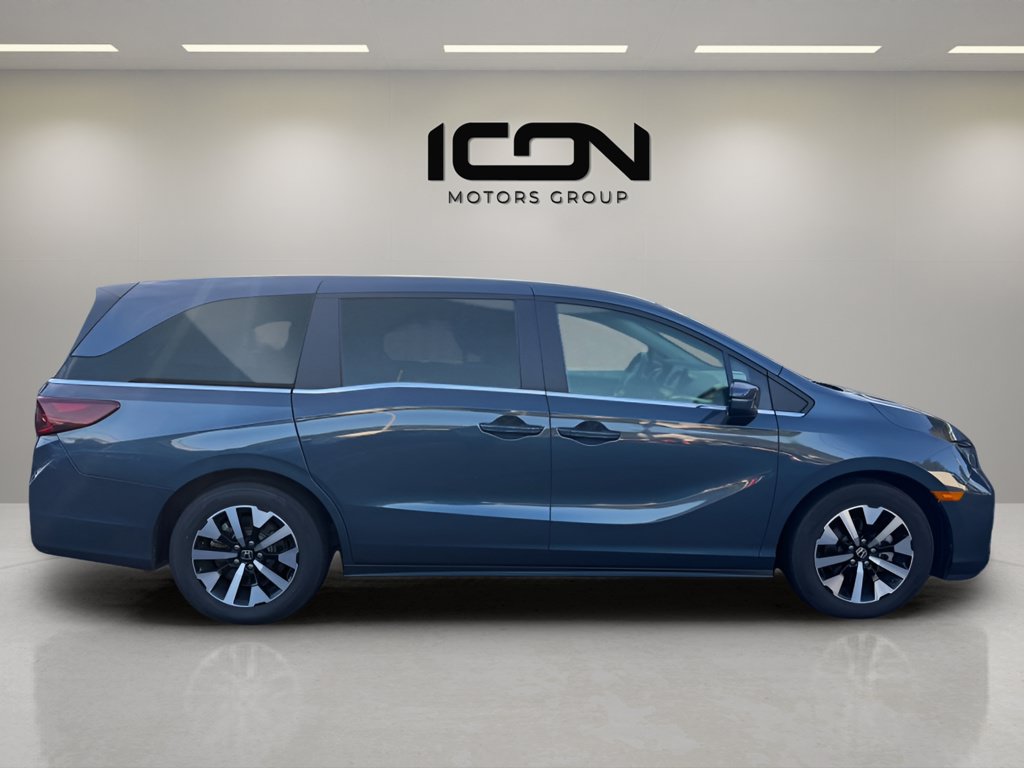 Used 2025 Honda Odyssey EX-L image 3