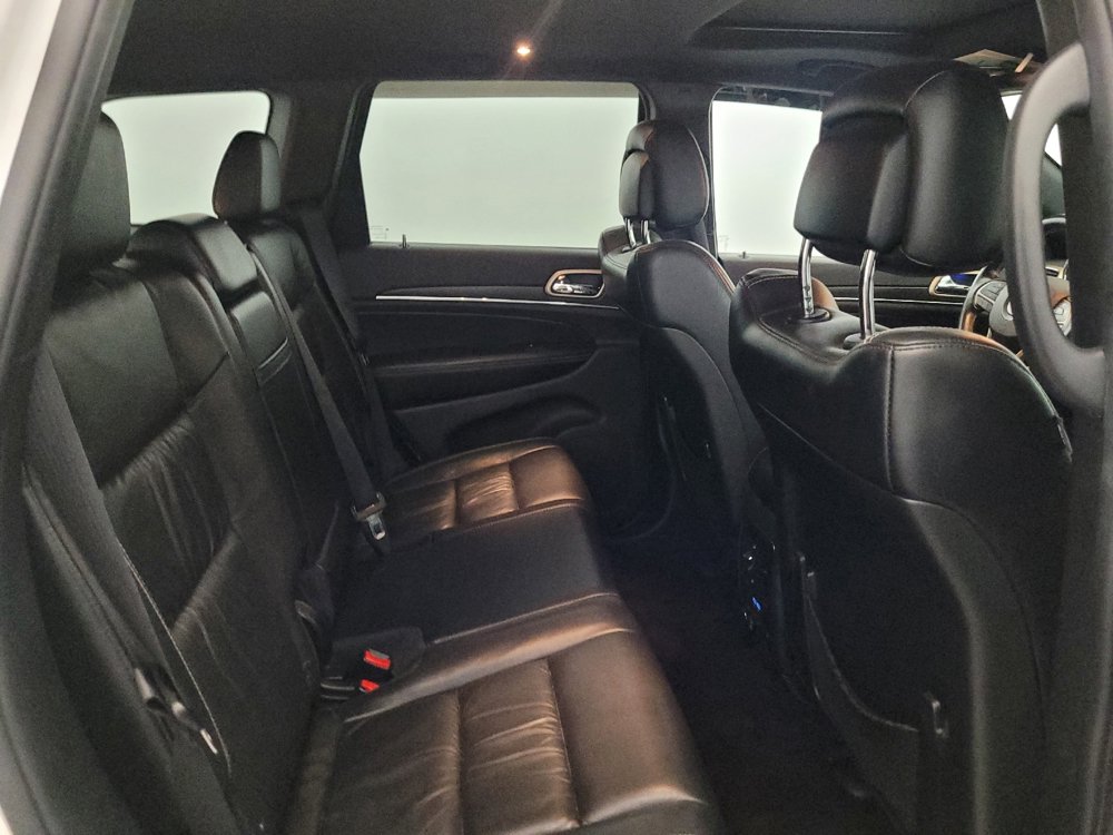 Used 2016 Jeep Grand Cherokee Limited AWD/4WD image 19