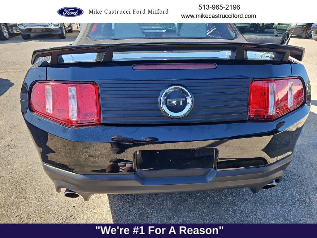 Used 2012 Ford Mustang GT Premium w/ Electronics Pkg RWD image 4