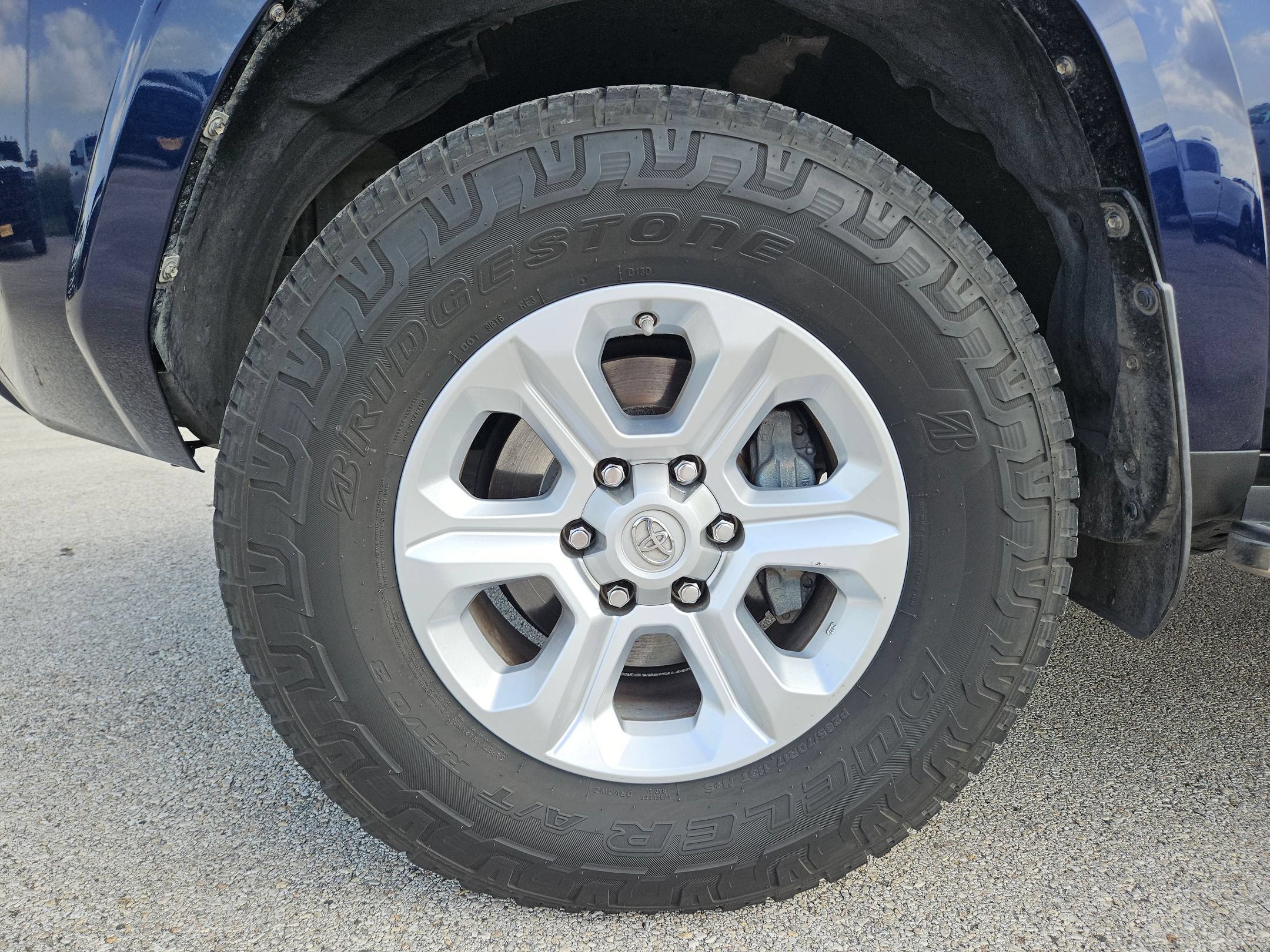 Used 2019 Toyota 4Runner SR5 Premium AWD/4WD image 31