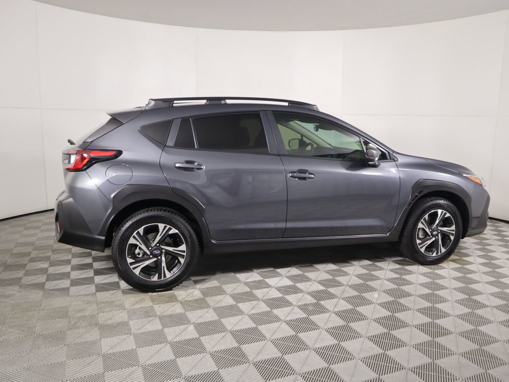 Used 2024 Subaru Crosstrek 2.0i Premium image 4