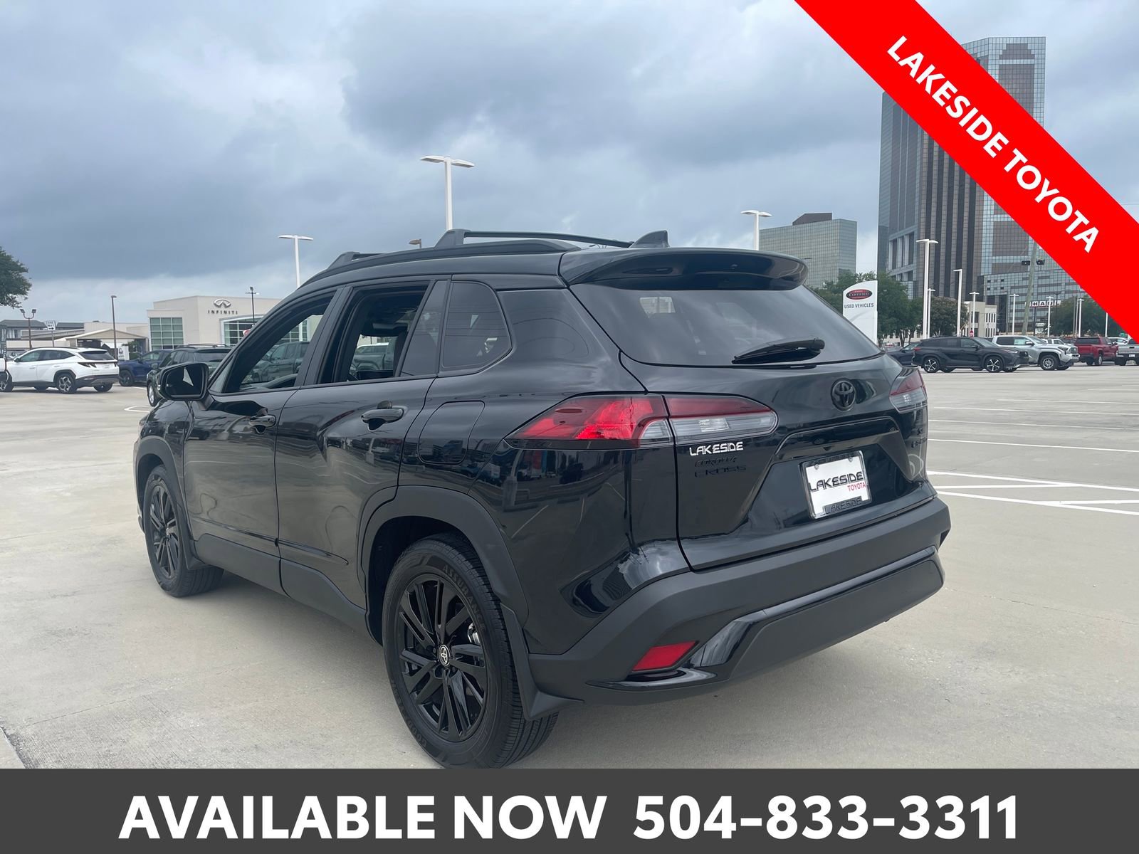 Used 2025 Toyota Corolla Cross AWD Hybrid image 3