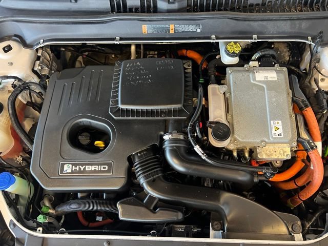 Used 2017 Ford Fusion SE w/ Equipment Group 602A FWD image 24