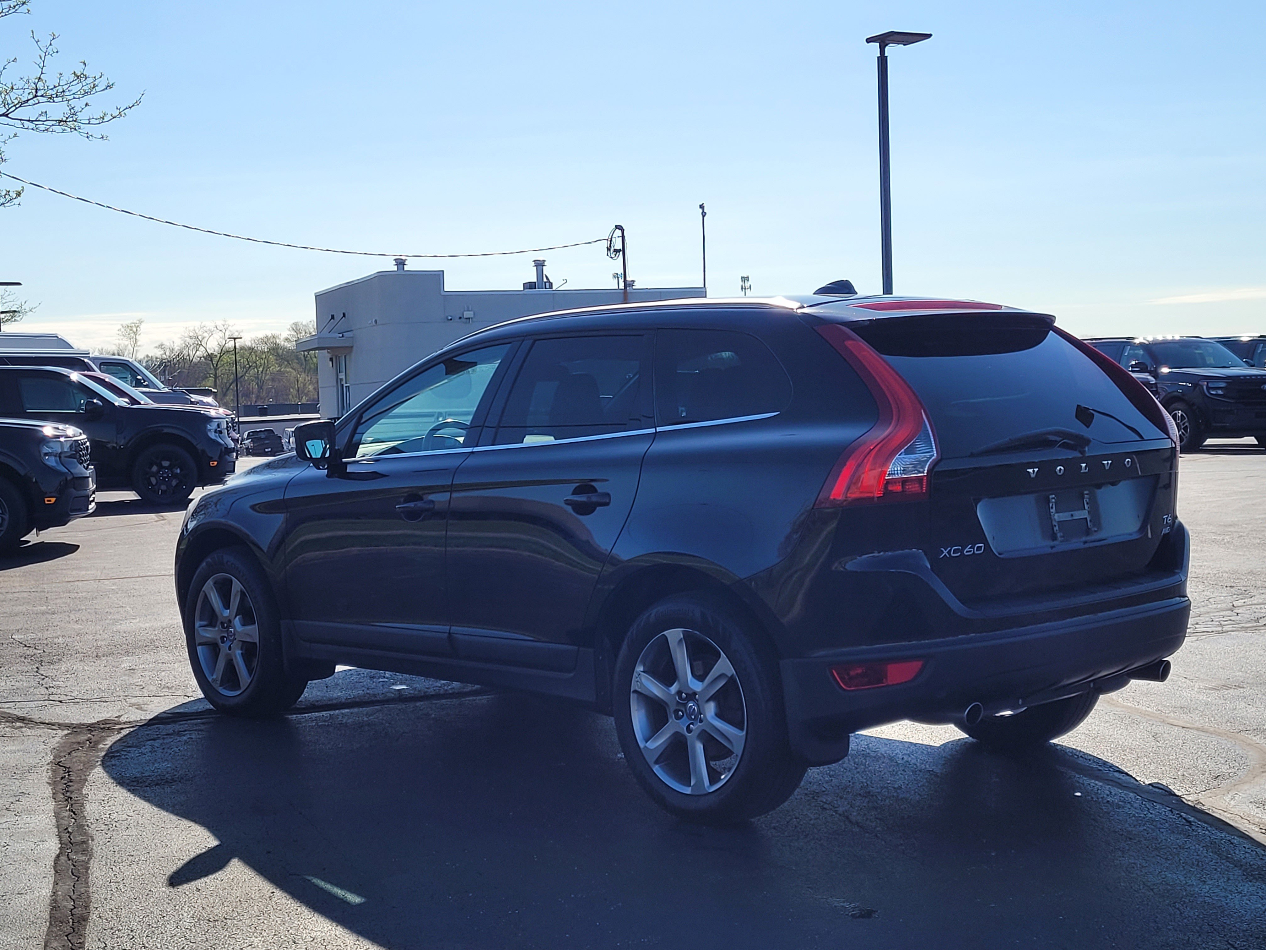 Used 2013 Volvo XC60 T6 image 6
