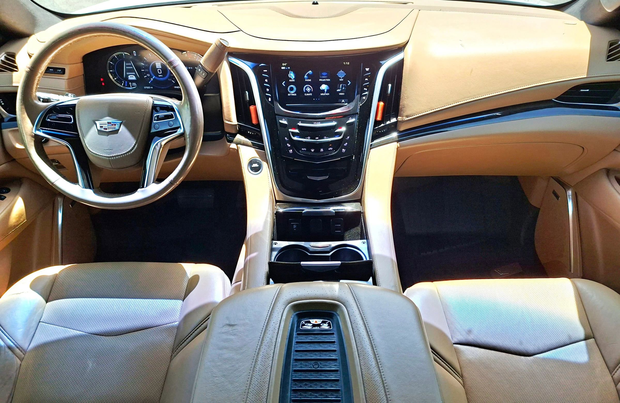 Used 2019 Cadillac Escalade ESV Platinum AWD/4WD image 8