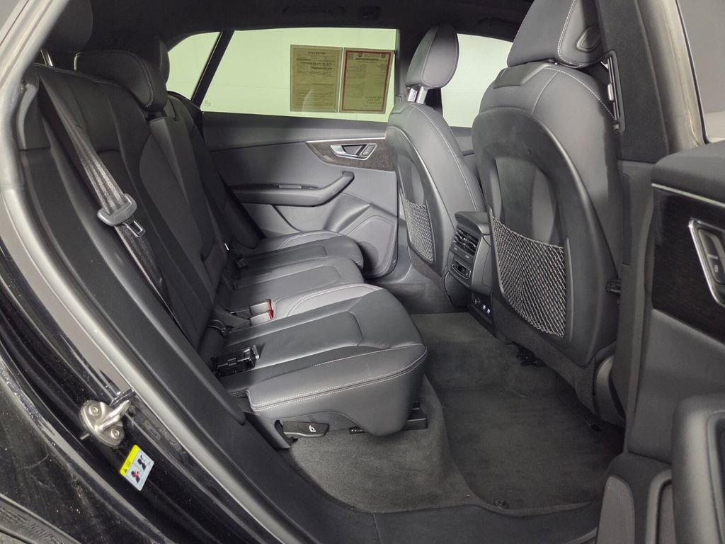 Used 2019 Audi Q8 Premium w/ Convenience Package image 31