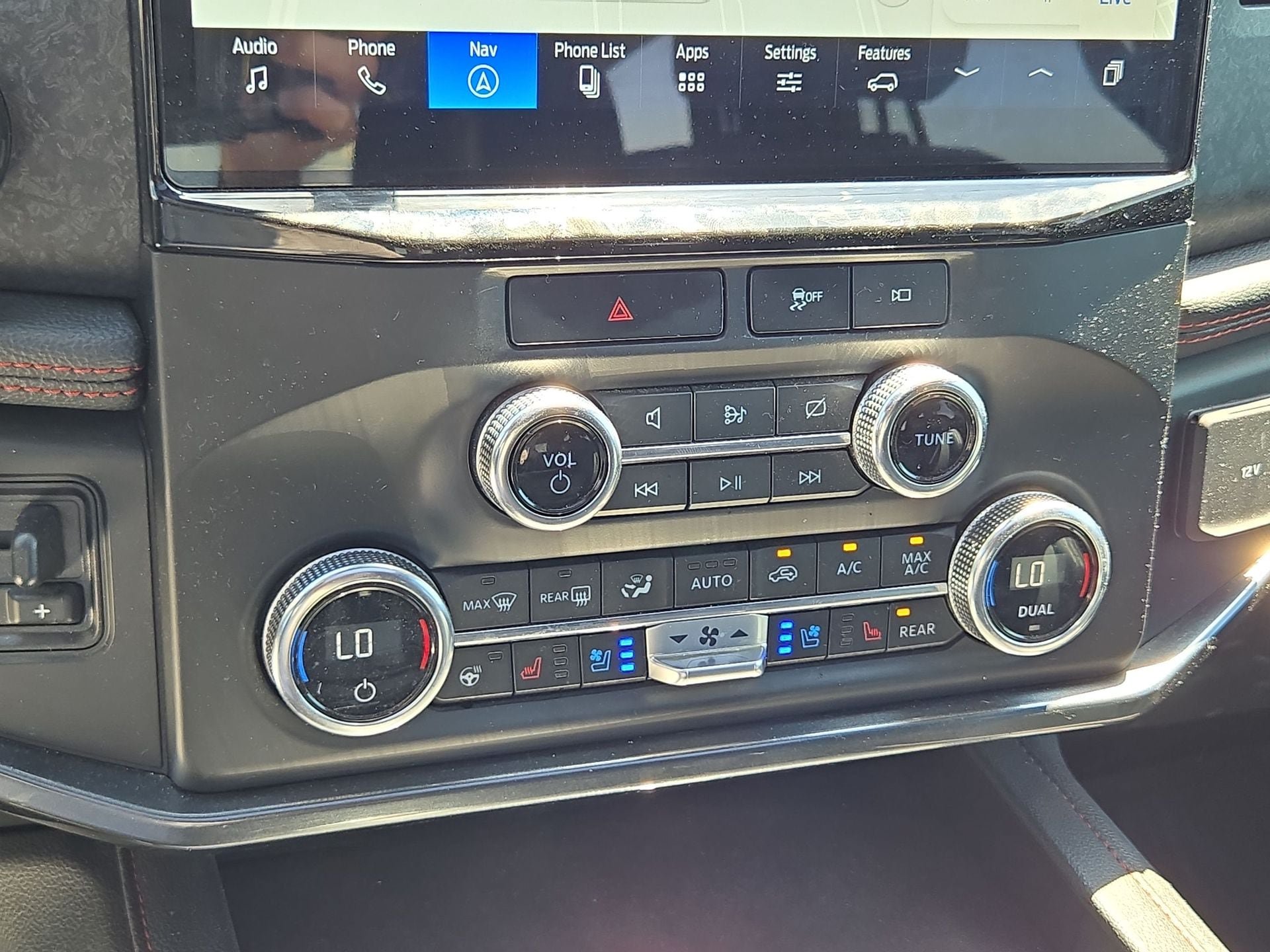 Used 2023 Ford Expedition Limited RWD image 18