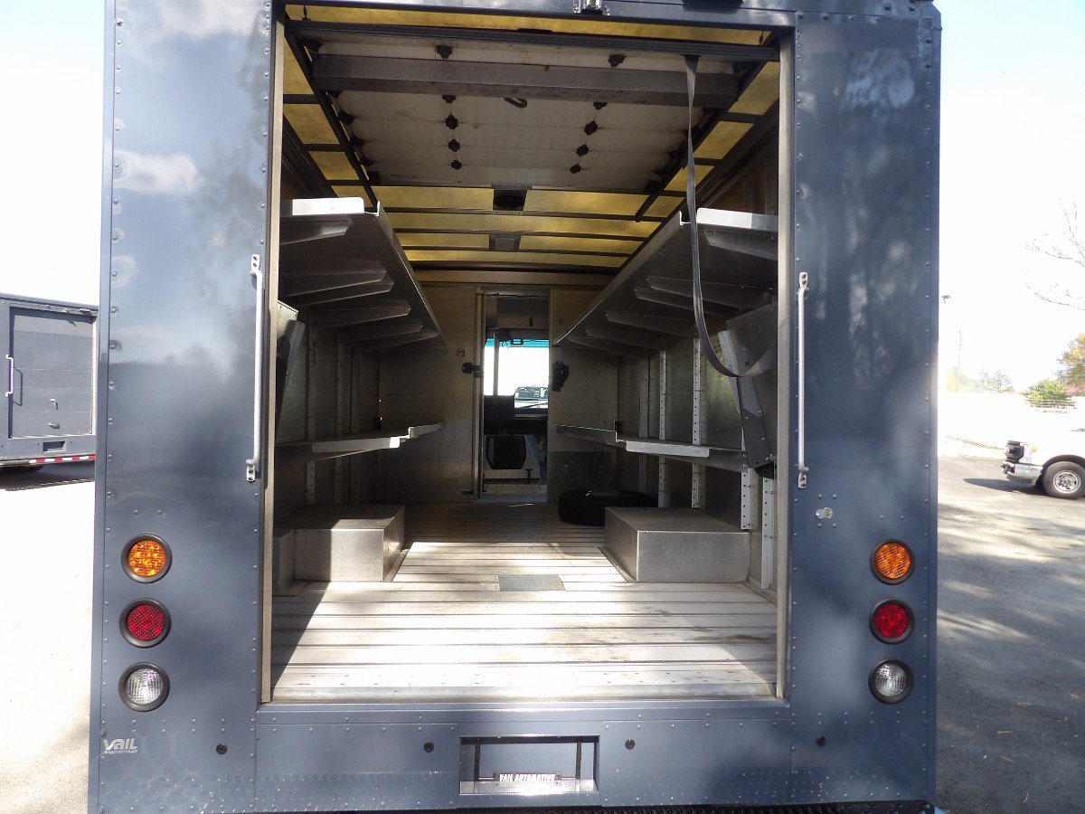 Used 2019 Ford E-450 and Econoline 450 Super Duty image 26