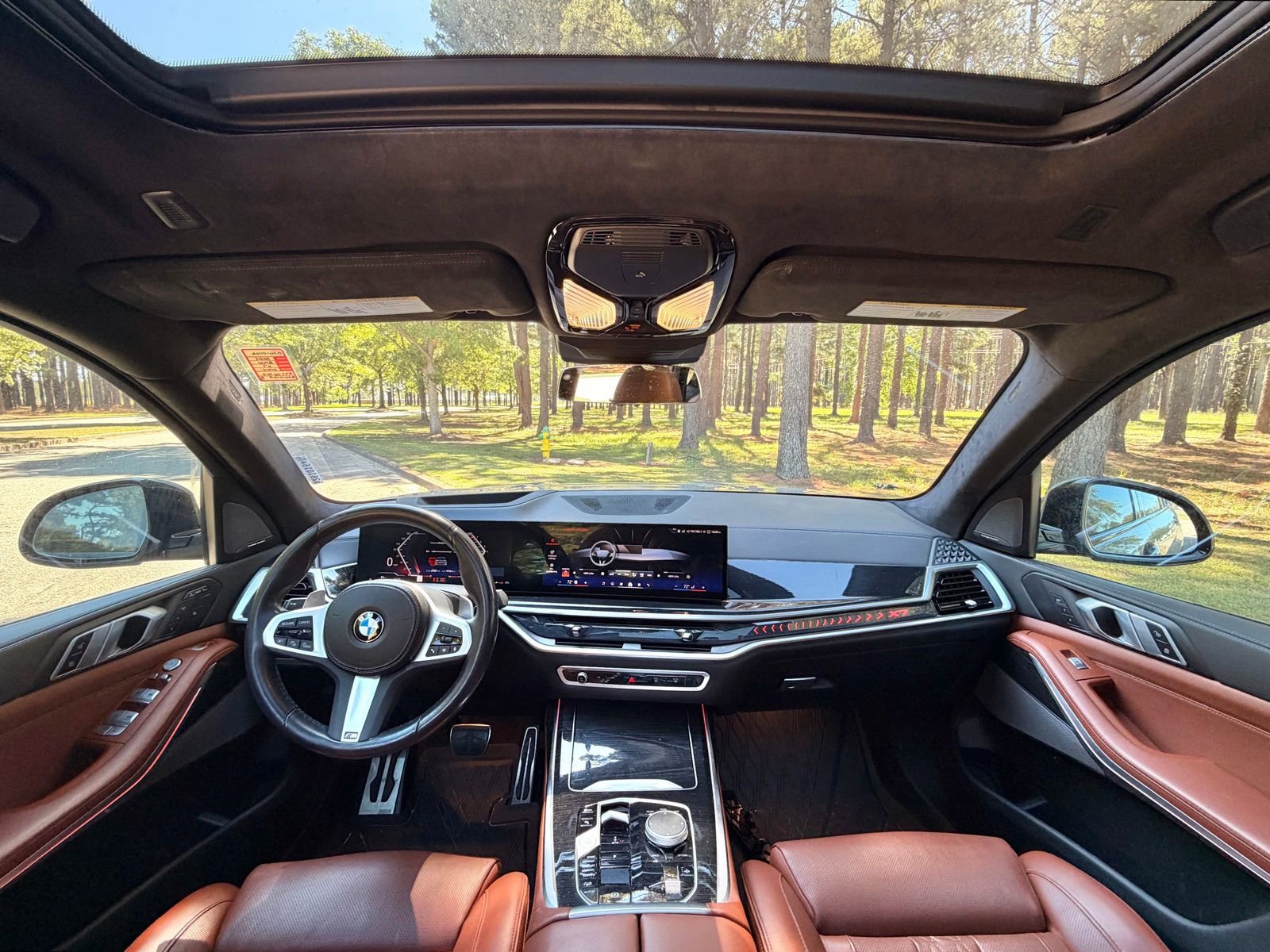 Certified 2024 BMW X7 xDrive40i w/ M Sport Package AWD/4WD image 2