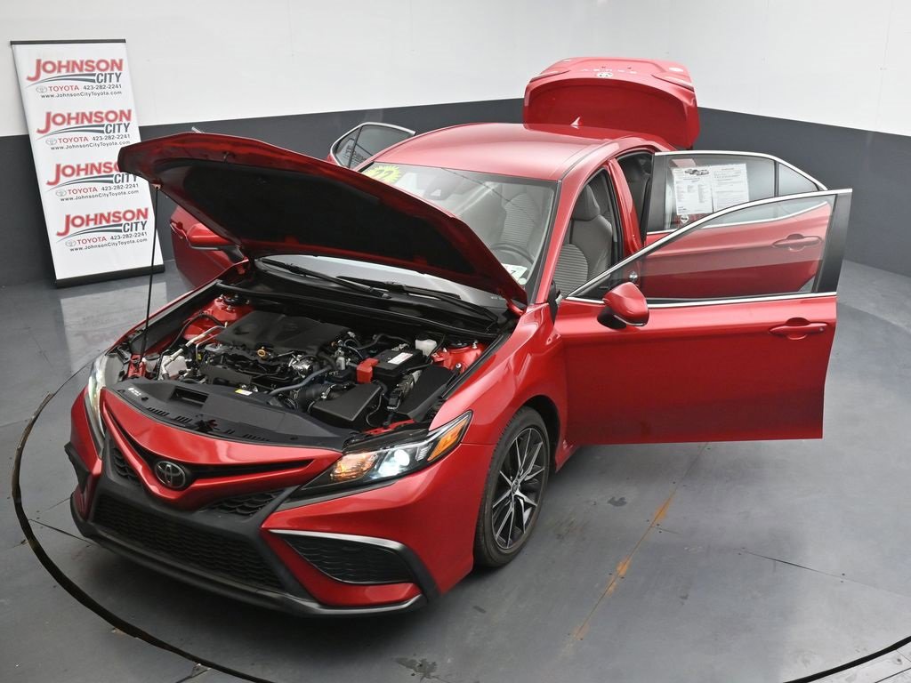 Used 2022 Toyota Camry SE image 38
