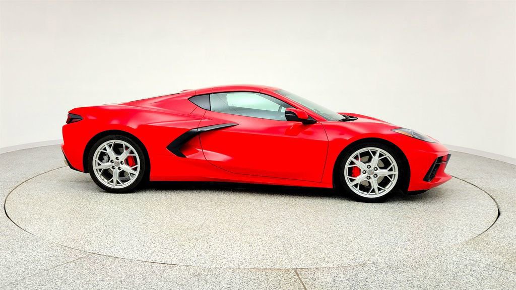 Used 2022 Chevrolet Corvette Stingray Preferred Cpe w/ Battery Protection Package RWD image 4