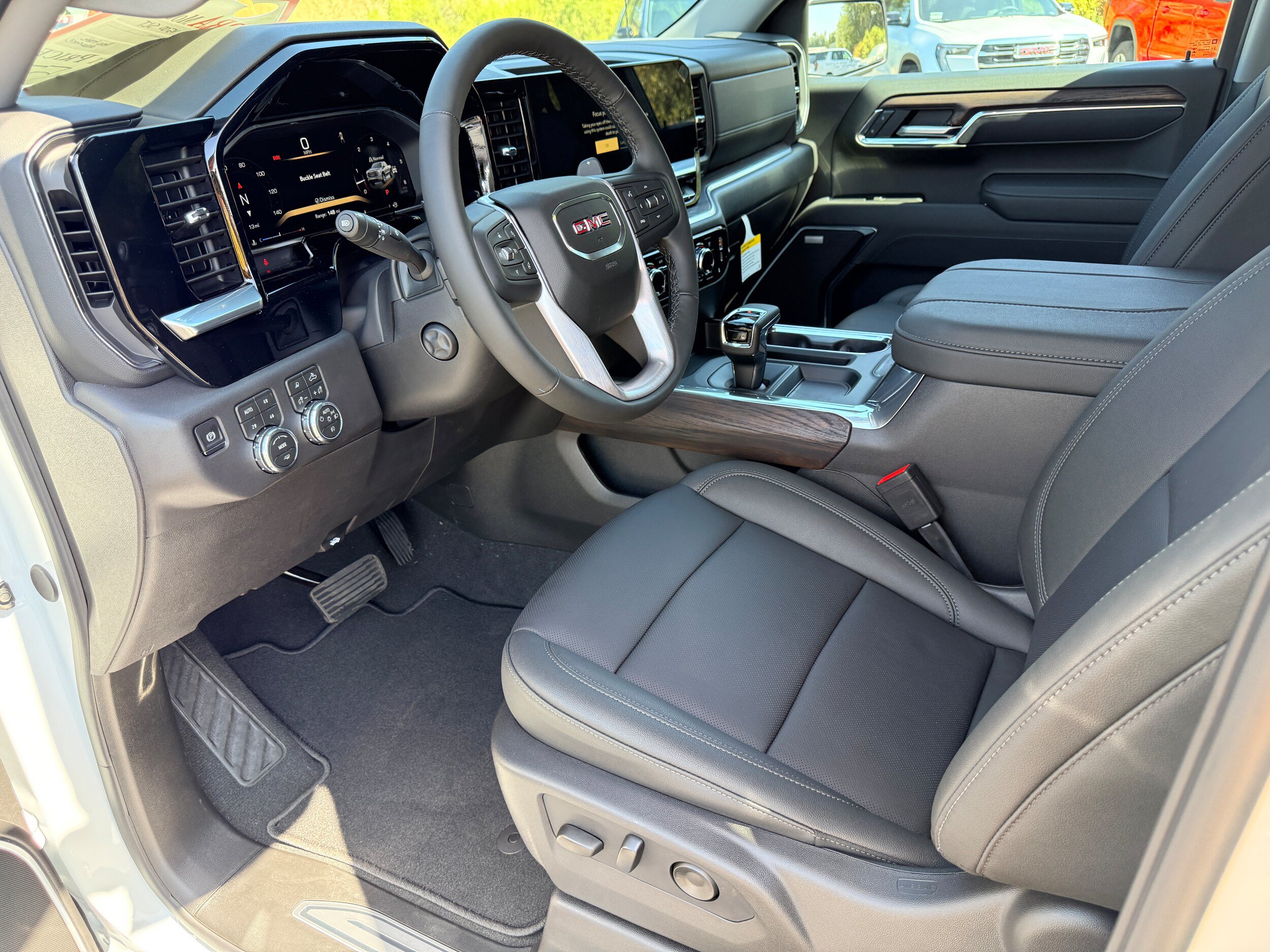 New 2026 GMC Sierra 1500 SLT w/ SLT Convenience Package AWD/4WD image 33