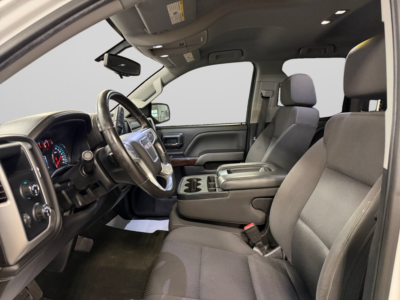Used 2018 GMC Sierra 1500 SLE w/ SLE Value Package AWD/4WD image 15