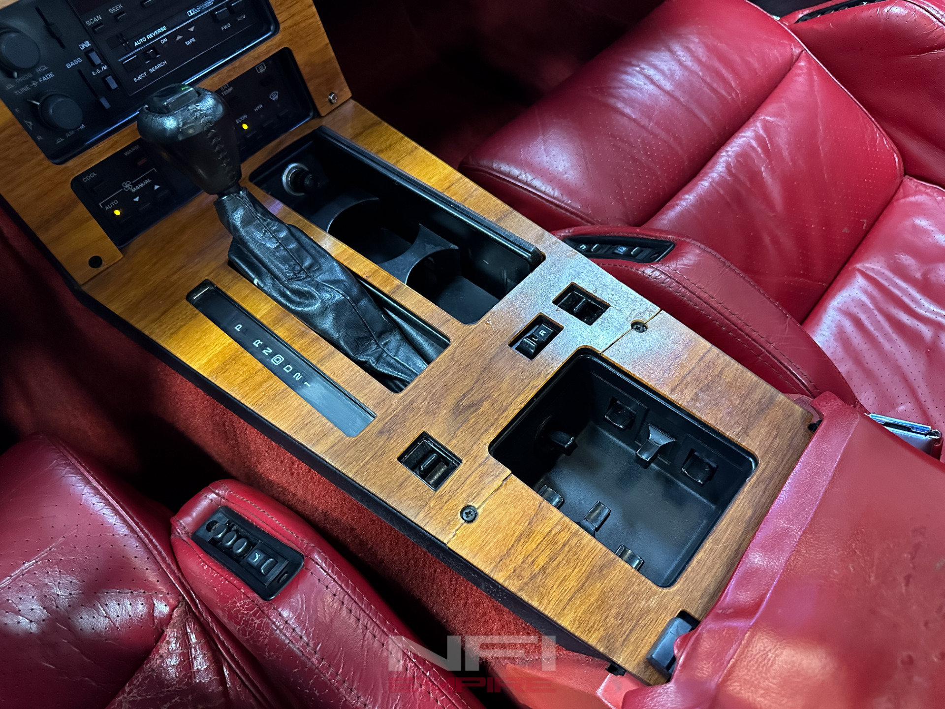Used 1987 Chevrolet Corvette Coupe RWD image 30