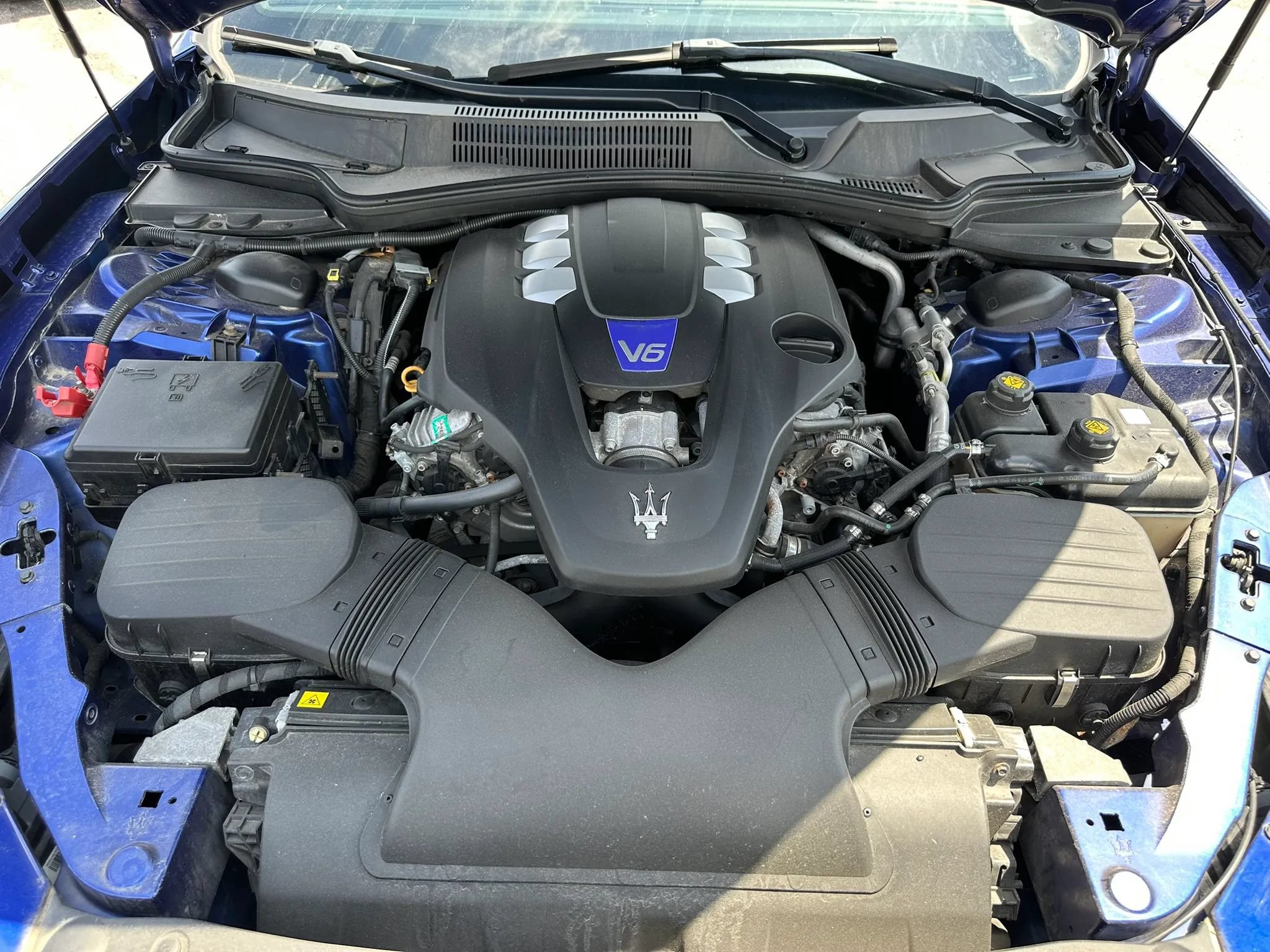 Used 2018 Maserati Ghibli S Q4 AWD/4WD image 19