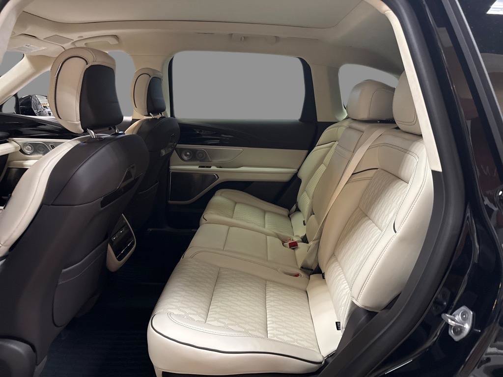 New 2025 Lincoln Nautilus Black Label AWD/4WD image 7