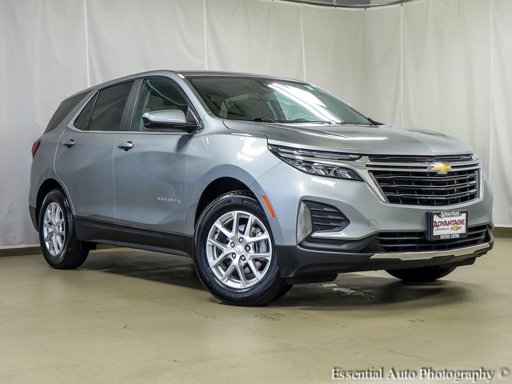 Used 2024 Chevrolet Equinox LT FWD image 2