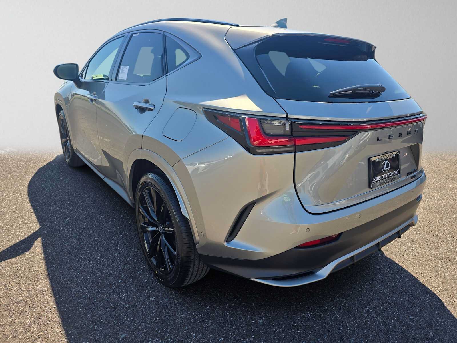 New 2026 Lexus NX 350h F Sport AWD/4WD image 5