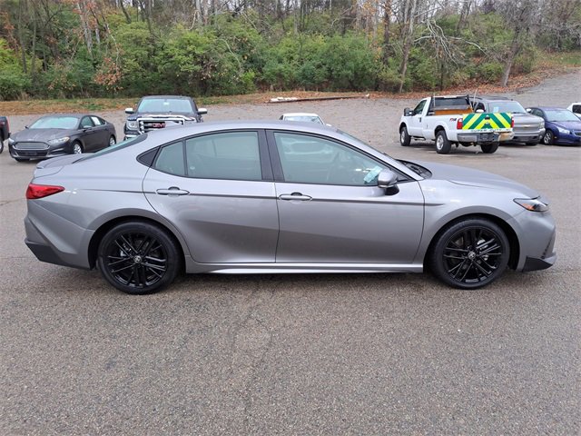 Used 2025 Toyota Camry XSE image 6
