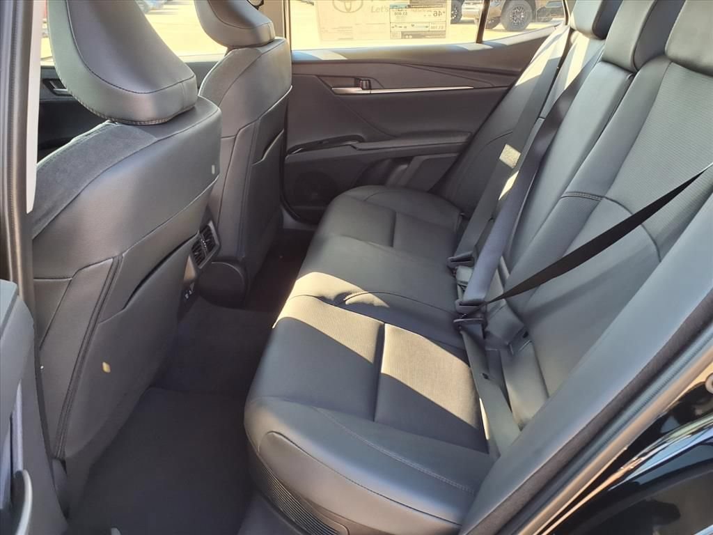 Used 2026 Toyota Camry XLE FWD image 12
