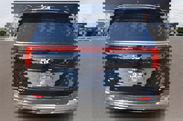 New 2026 Kia Carnival SX image 4
