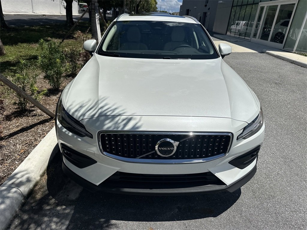 New 2026 Volvo V60 B5 Cross Country Plus w/ Protection Package Premier image 2