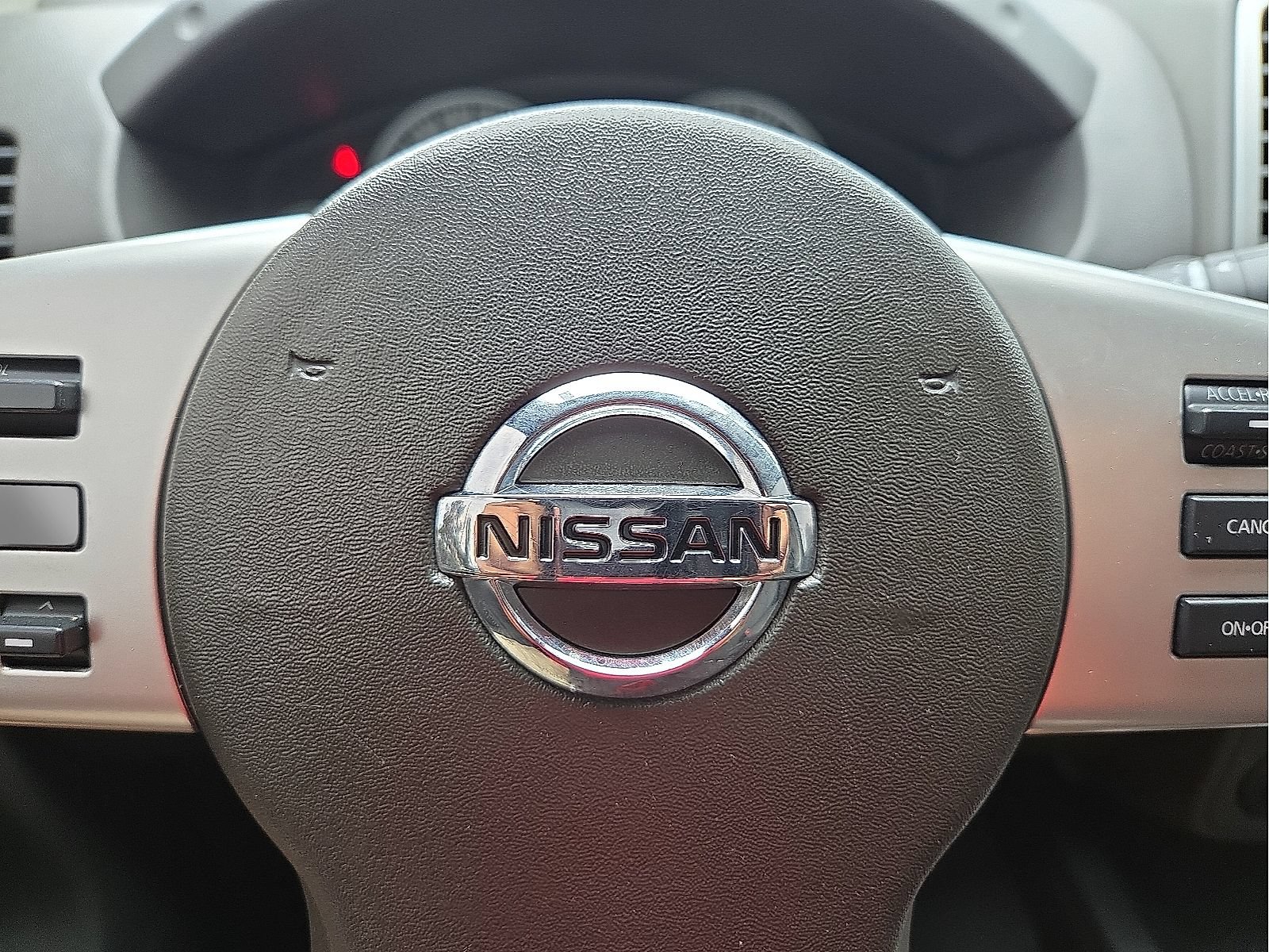 Used 2018 Nissan Frontier PRO-4X AWD/4WD image 22
