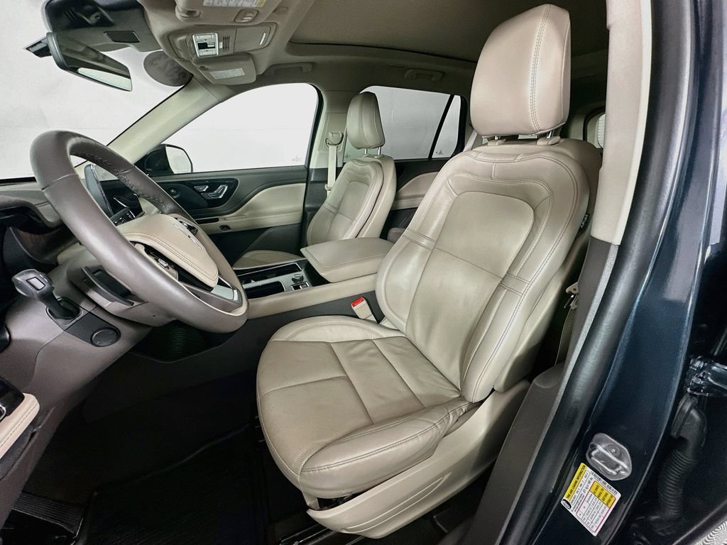 Used 2023 Lincoln Aviator Reserve w/ Elements Package Plus AWD/4WD image 31
