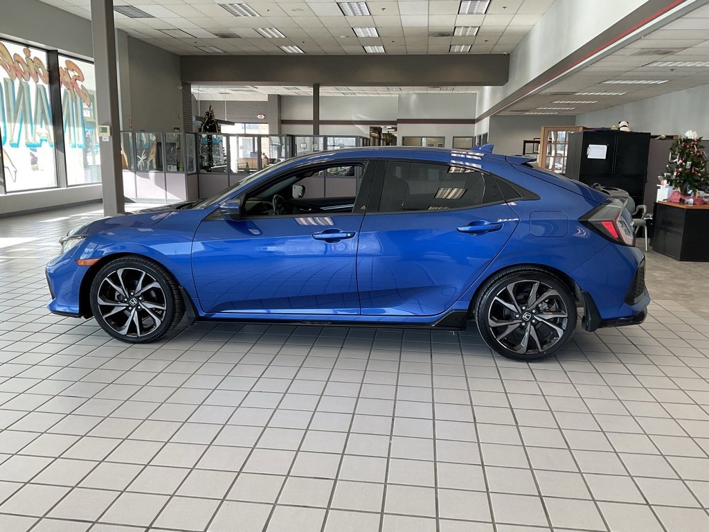 Used 2018 Honda Civic Sport image 4